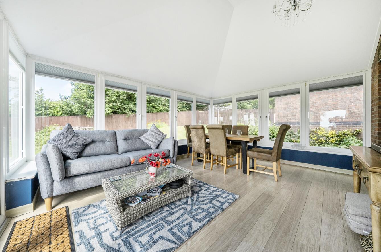 Ffordd Taliesin, Killay, Swansea, SA2 7DF